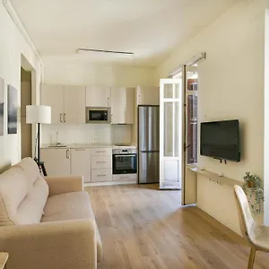 Victoria Center Apartment